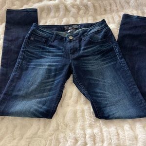 EUC Miss Me Skinny Jeans Size 28